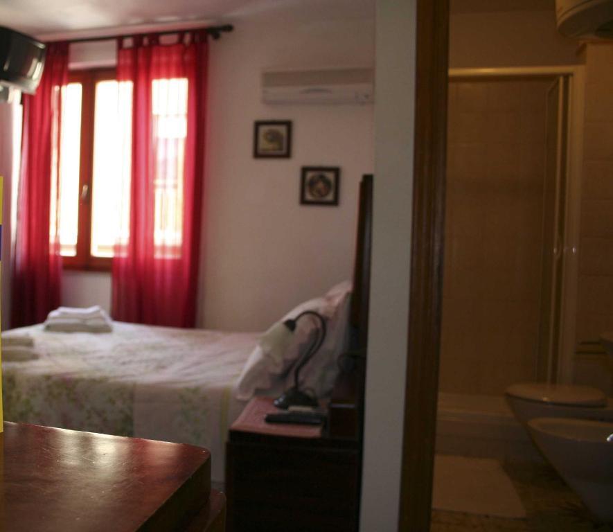 B&B Guest House Il Porto Vecchio Stintino Oda fotoğraf